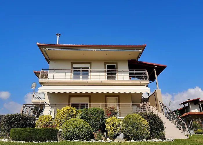 Elioj House Villa *