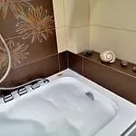 Elioj House Villa *