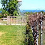 Villa Elioj House