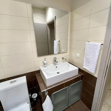 Elioj House Villa