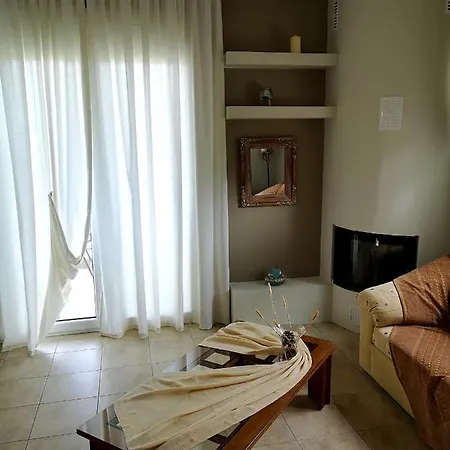 Elioj House Λεπτοκαρυά