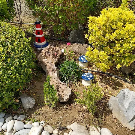 Elioj House فيلة ليبتوكاريا