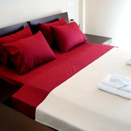 Elioj House *