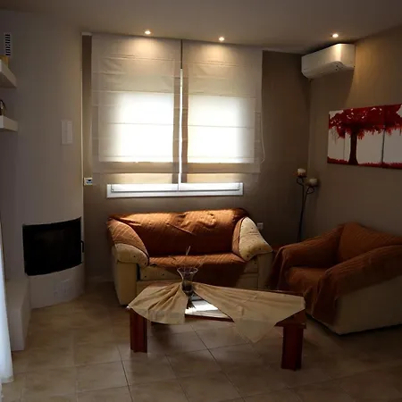 Elioj House