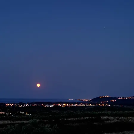 Elioj House فيلة